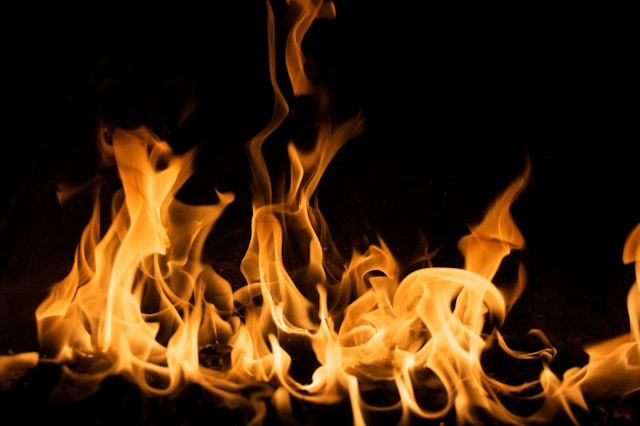 3. How to Extinguish a Lithium Battery Fire